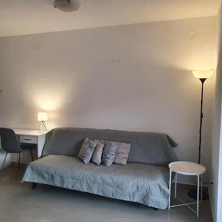 Lavender Apartman *