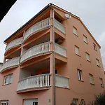 Apartament Lavender Drage